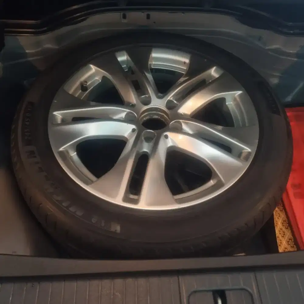 Velg Serep Ori Mercy E300 2010 Avantgarde | 17 x 8 | ET 48 | 5x112 |