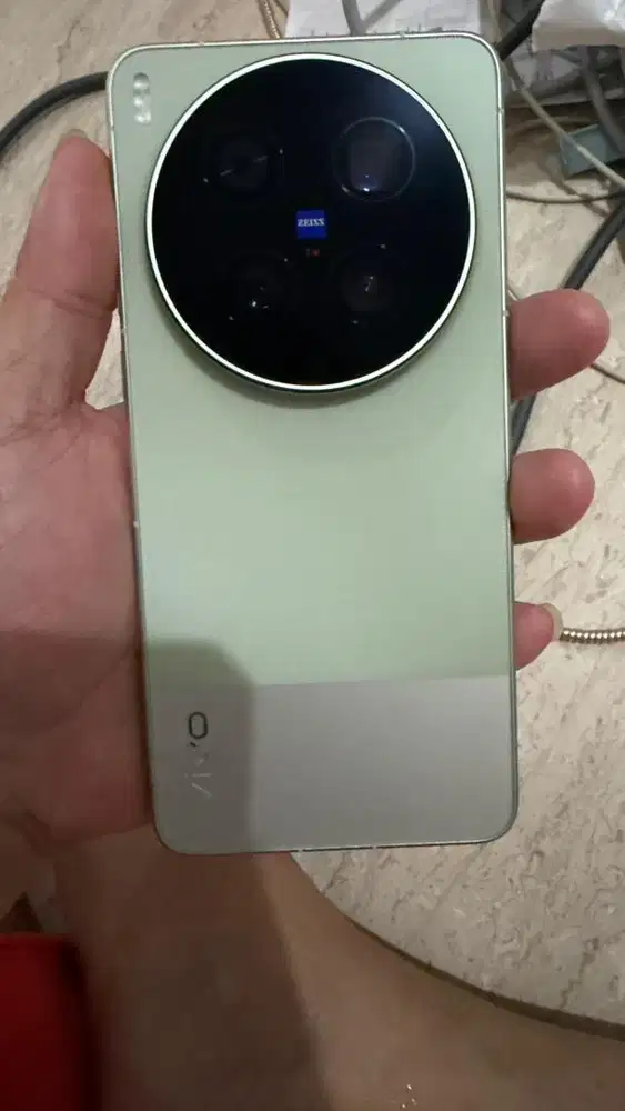 Vivo x300 ultra grs 7 bulan