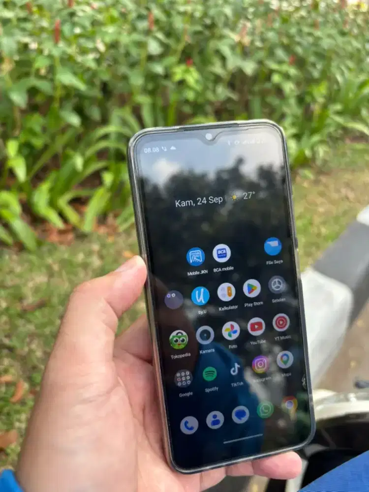 Realme C 33 4/64 GB good condition