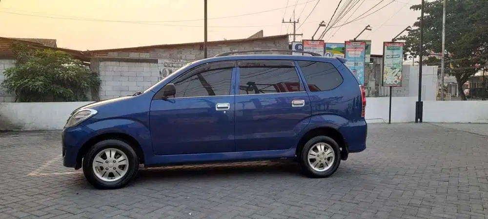 Daihatsu Xenia 2007 Bensin