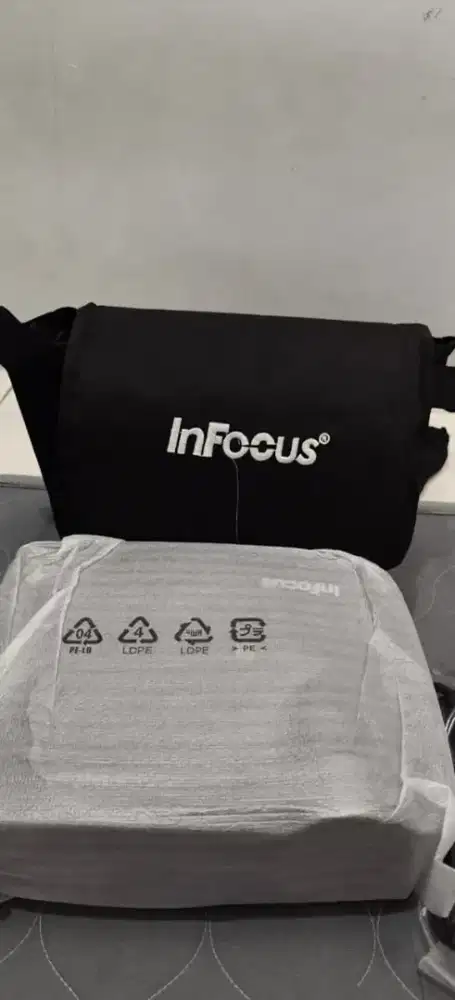 Proyektor InFocus IN112x Baru Harga Bekas - Berani Tes Bawa Pulang