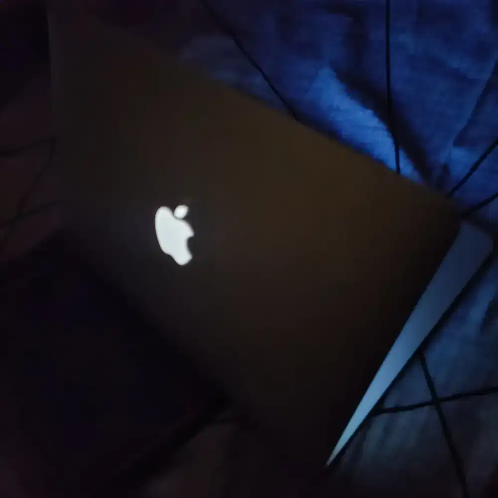 macbook air 2015 4/128 13 Inch