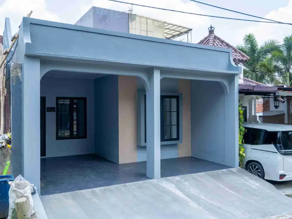 Rumah minimalis di Taman Tampak Siring Sentul City