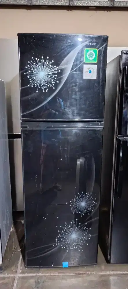 kulkas SHARP 2 pintu