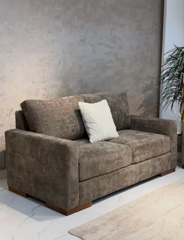 Sofa 2 dudukan minimalis