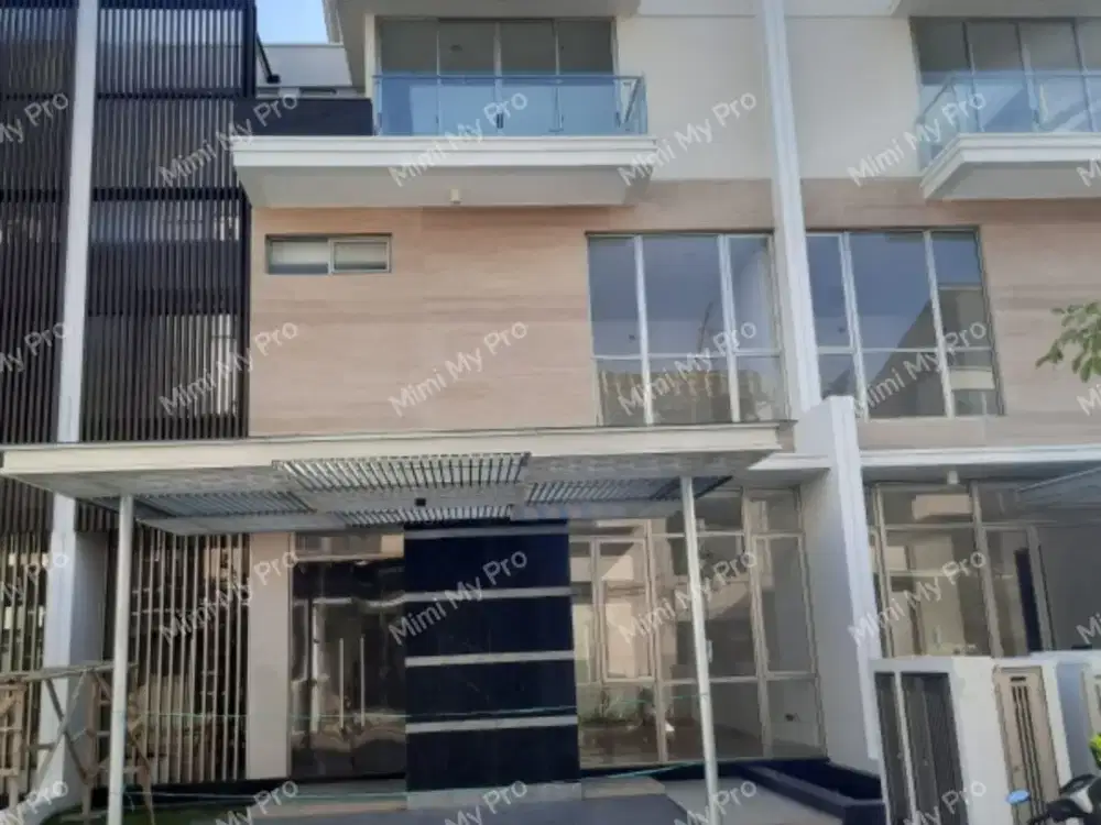 Dijual cepat rumah mewah Golf Island cluster Chopin