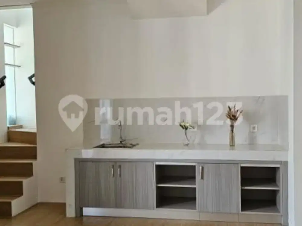 Rumah, 2 Lantai, PPJB Siap AJB, di Cendana Parc