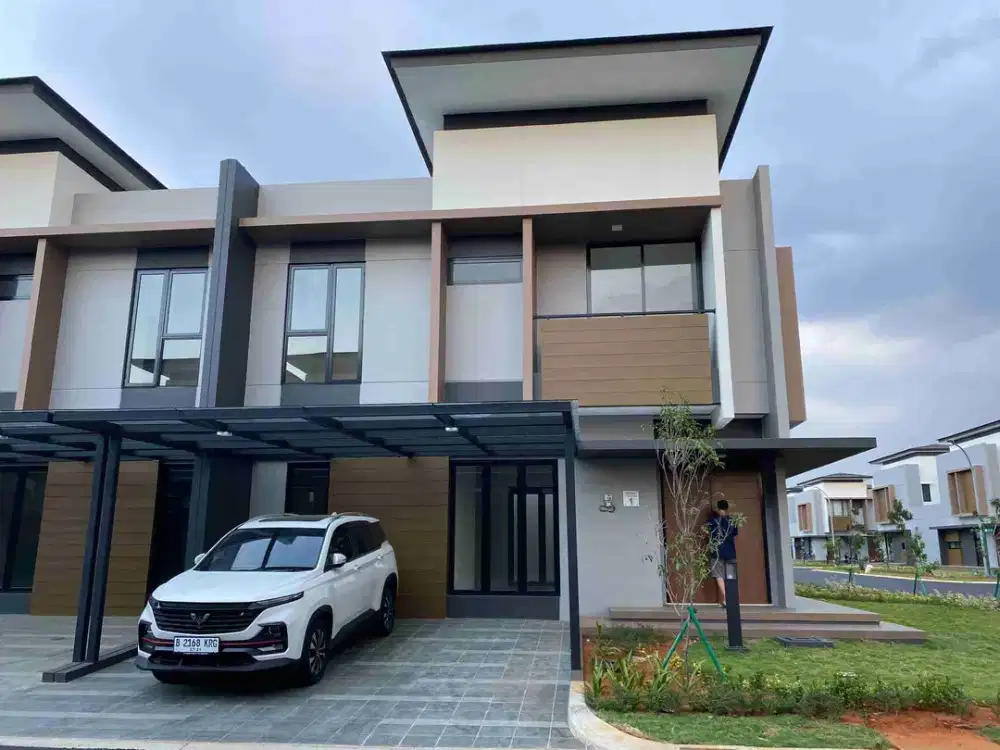 Rumah Hook Rapih Dekat Club House Summarecon Bekasi