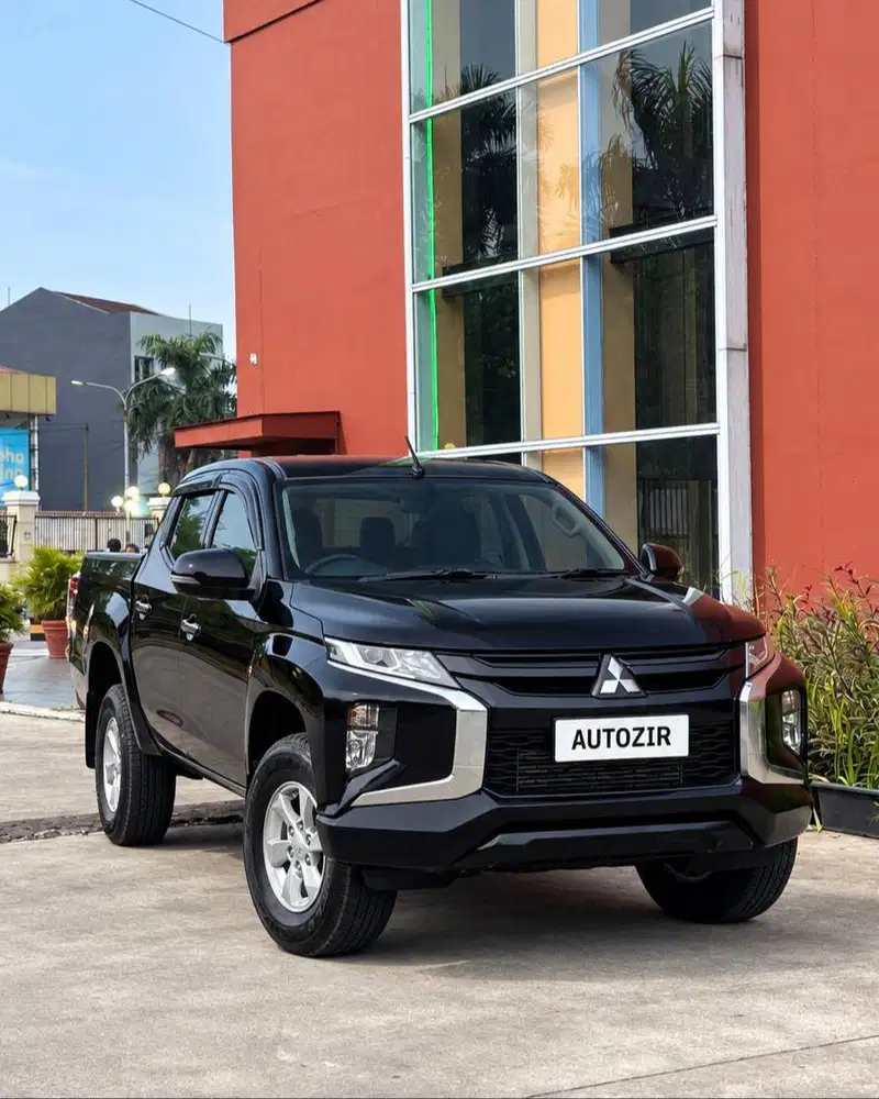 Mitsubishi Triton GLS Double Cabin Hitam 2024 TdpMurmer Ori Menarik Bu