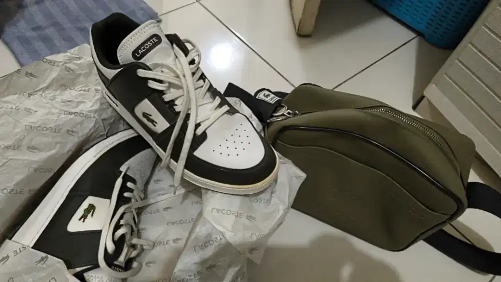 Jual tas dan sepatu Lacoste no 43