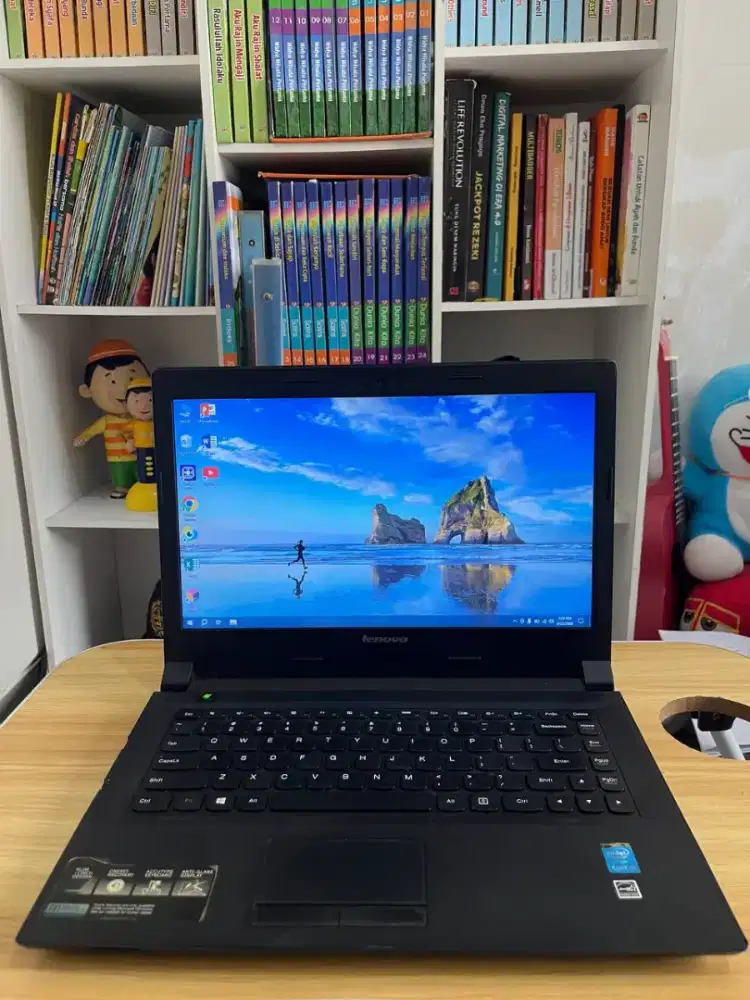 Laptop Lenovo RAM 8GB Sudah SSD Murah - Mana Yg Cepat Aja