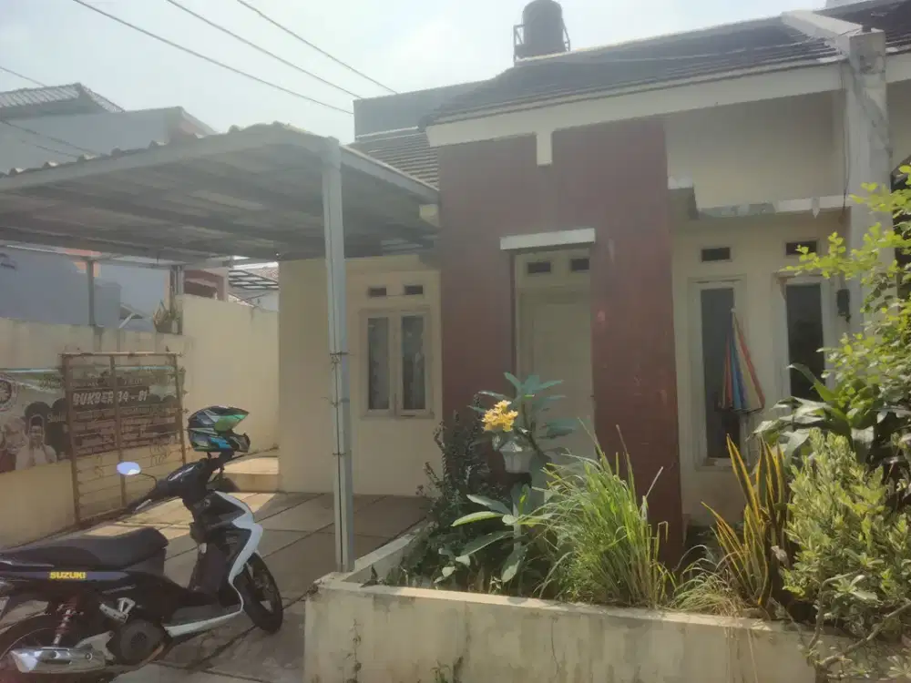Jual Rumah di limo jl pinang dua depok dekat kampus upn