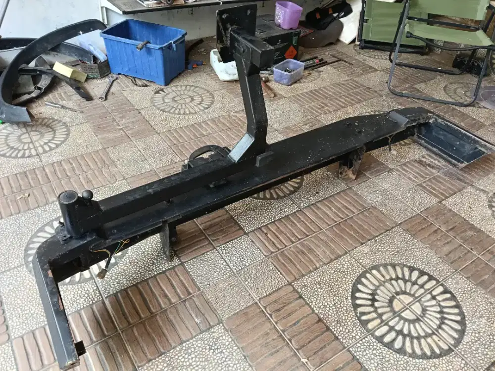 Bemper belakang suzuki Vitara 1993