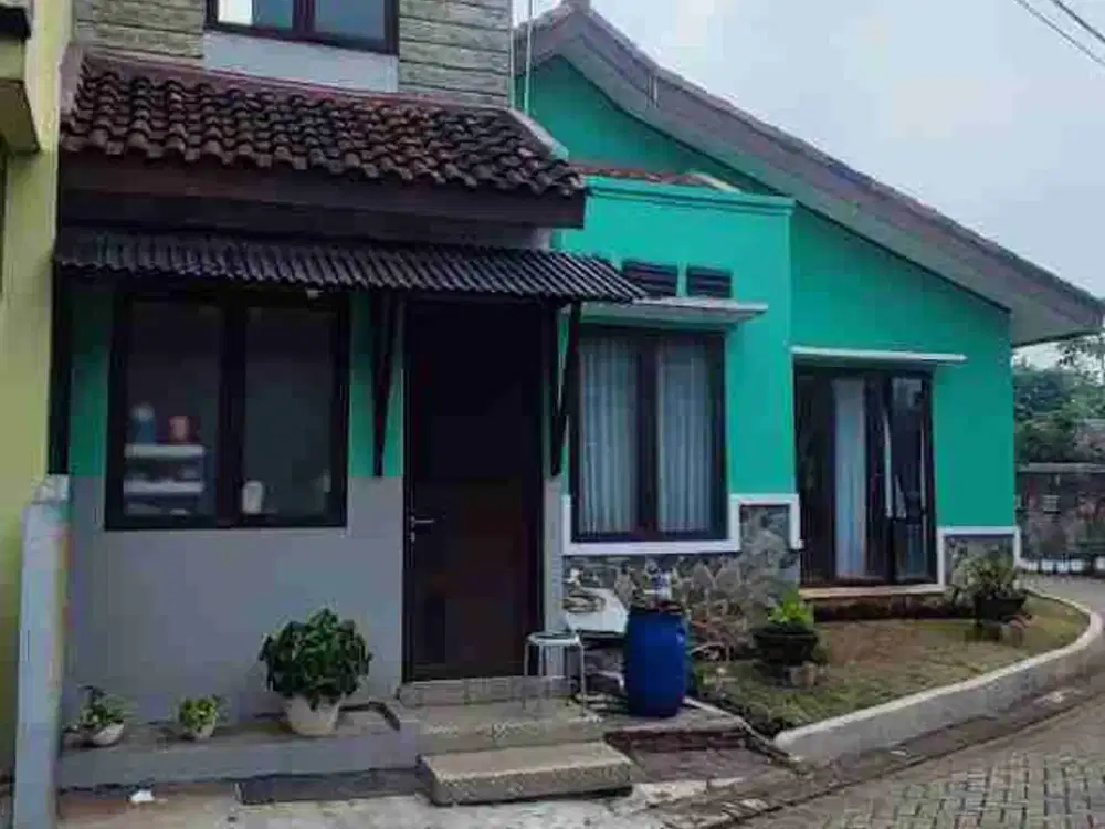 jual rumah murah di perumahan puri Bali Curug Bojongsari Depok luas 170m2