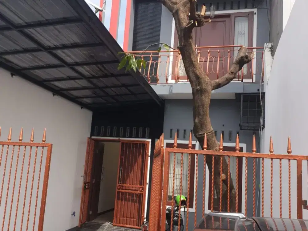 RUMAH DIJUAL DI CILANDAK JAKARTA SELATAN DEKAT MRT HAJI NAWI