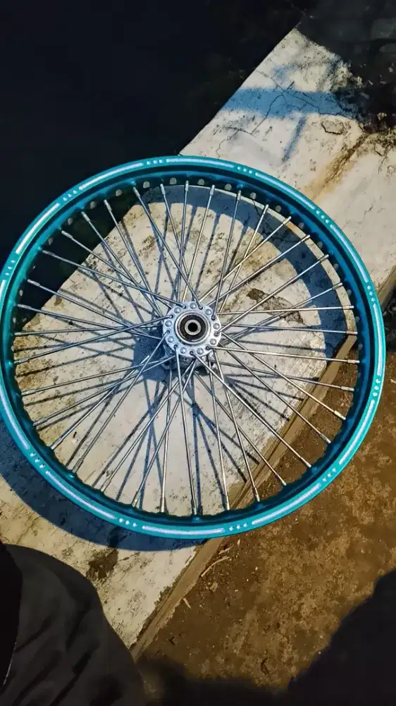Velg rossi uk 1.40 (depan)