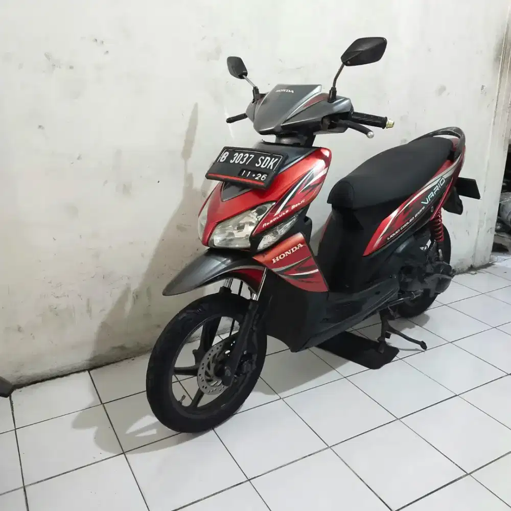 Honda Vario Cw 2011 Orisinil Lengkap Bagus Mesin Aluss