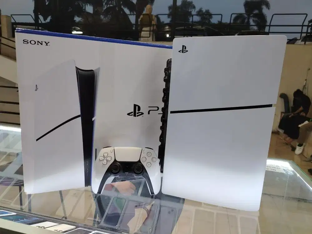 PS5 SLIM disc CFI-2000-japan version