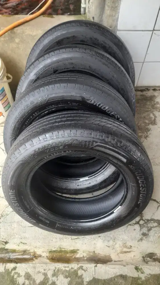 Ban brigestone turanza R15 185 65