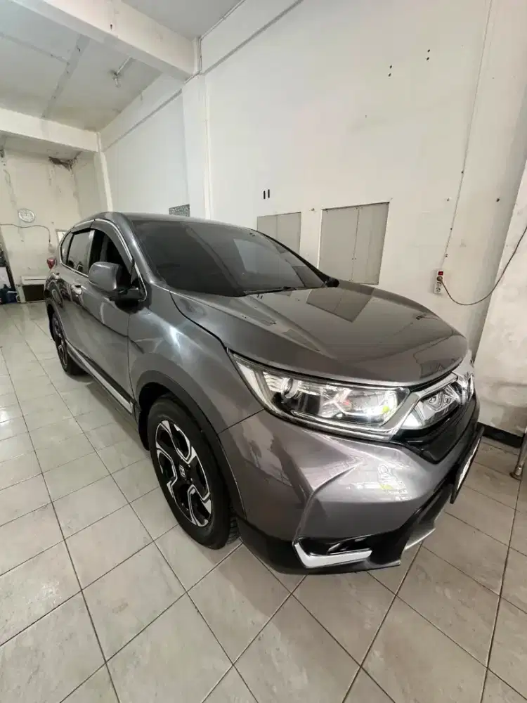 DI JUAL CRV 2.0TAHUN 2017 ISTIMEWAH SIAP GAS PAS UNTUK KELUARGA