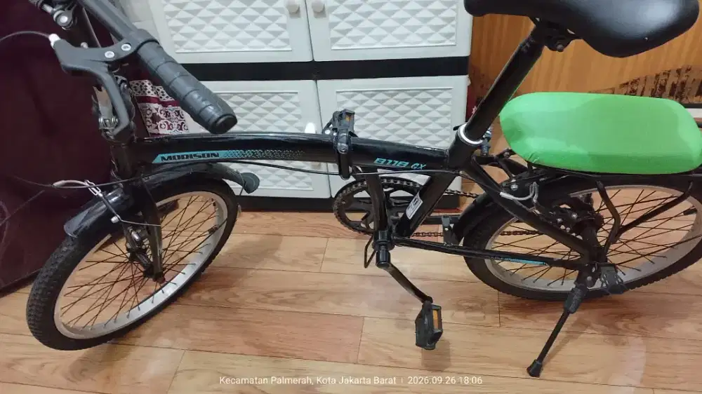 Di jual seoeda lipat (edisi tidak terpakai lagi )