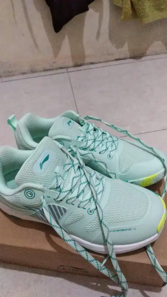 lI-NING hypersonic 3