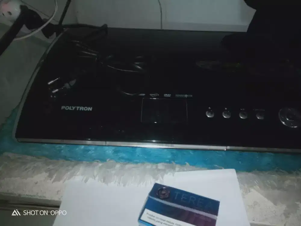 Home teather Polytron