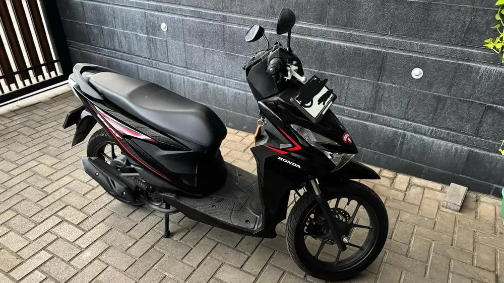 Dijual Honda Beat 2024 Like New KM 900 Perak