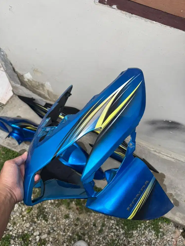 Kap / body halus vario 110 karbu