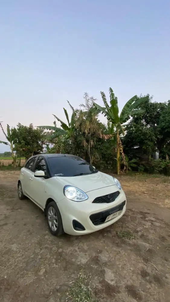 Nissan March 2017