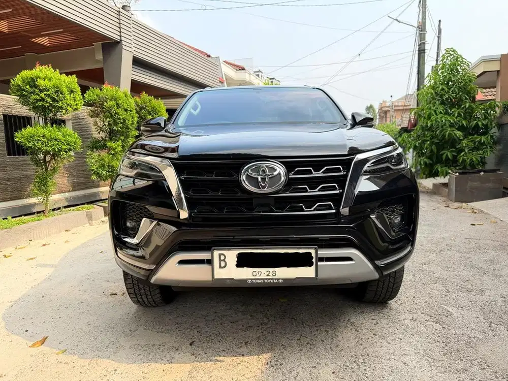 Toyota Fortuner 2.8 VRZ 2023 (KM 35rb an)Pajak Panjang 2027
