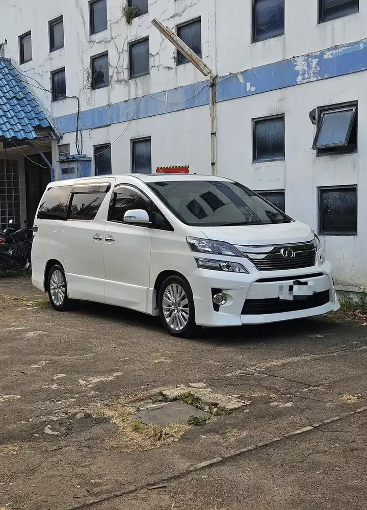 Vellfire 2.4 ZG Premium Sound 2013