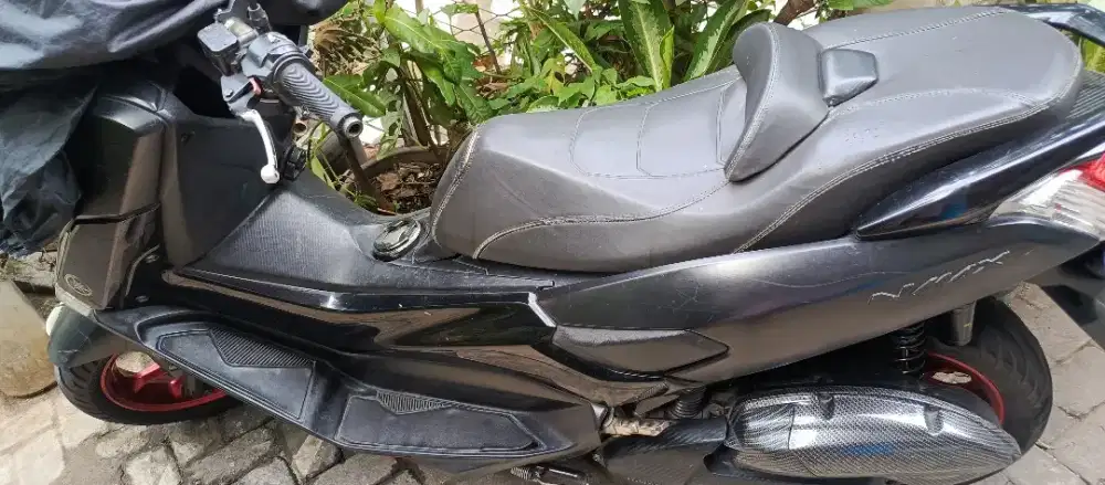 Nmax old 2019 hitam
