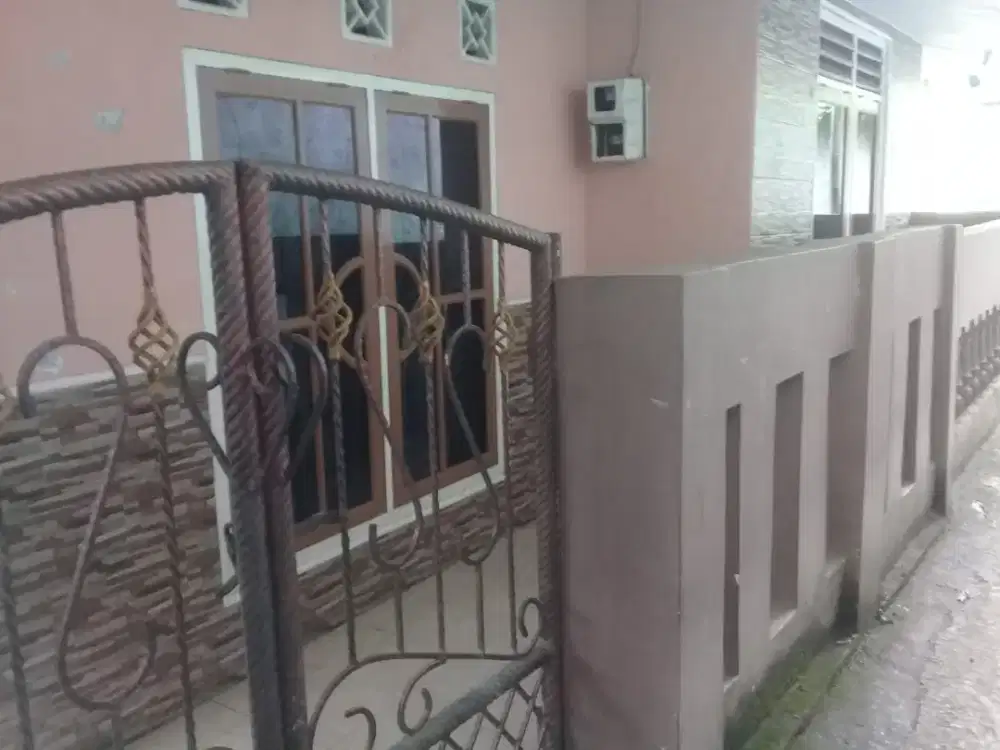 DI KONTRAKAN Rumah