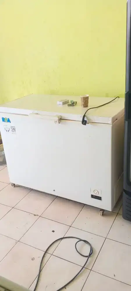 Freezer 310 Liter