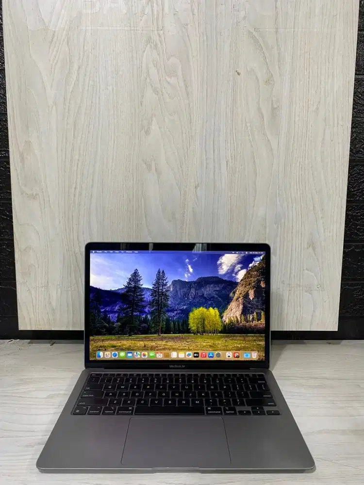 Macbook Air M1 2020 13inc RAM 16gb SSD 256gb