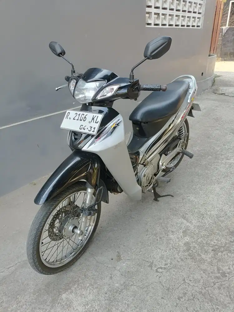 Honda karisma x th 2006