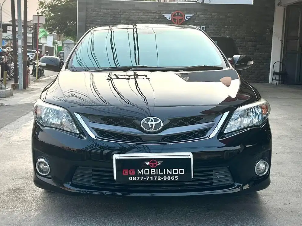 Toyota Corolla Altis 2.0 V Automatic Pemakaian Th 2013