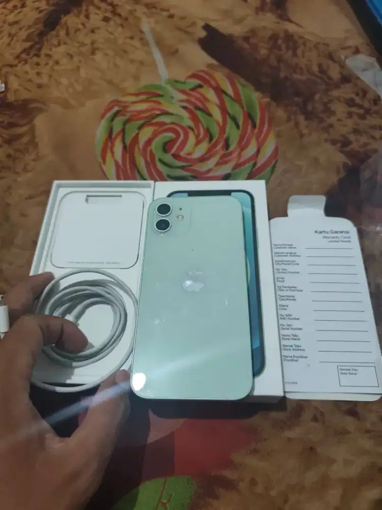 Iphone 12 . 64. Digimap
