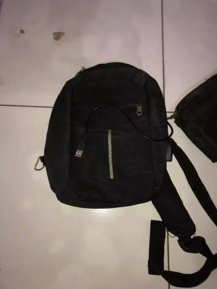 Slingbag & handbag