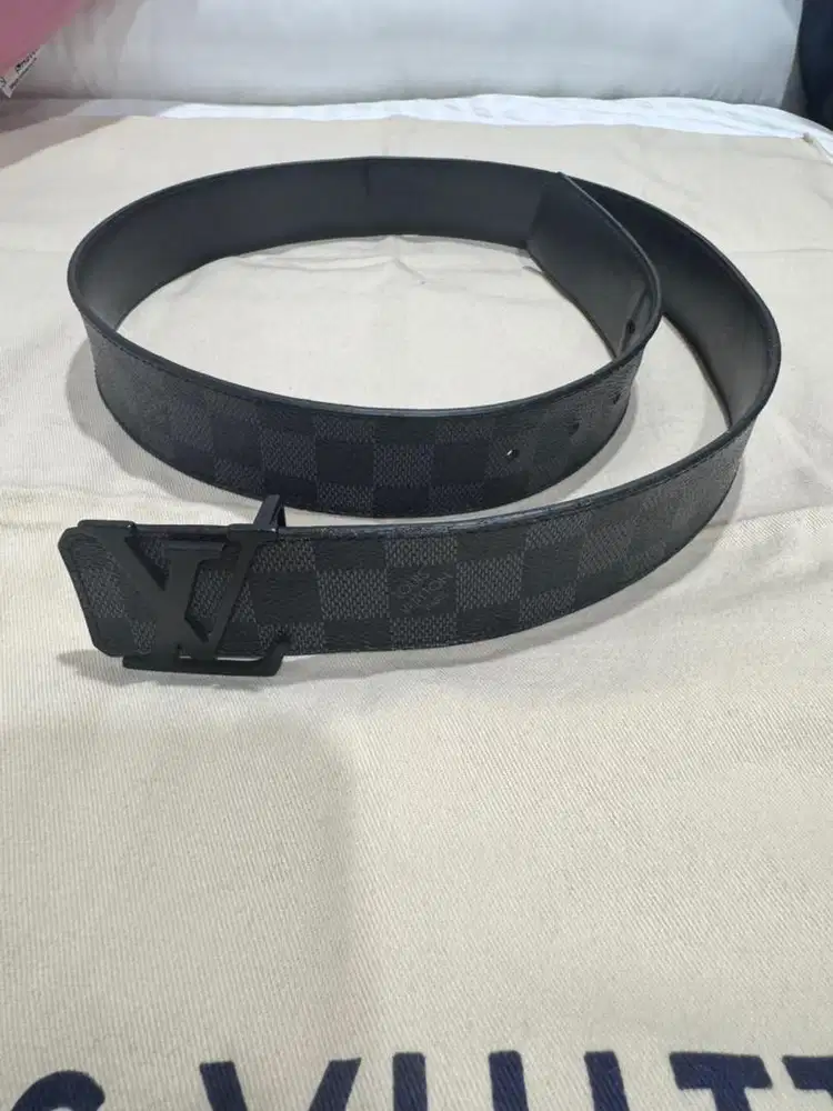 LV Louis Vuitton Initiales Damier Graphite 90cm/36