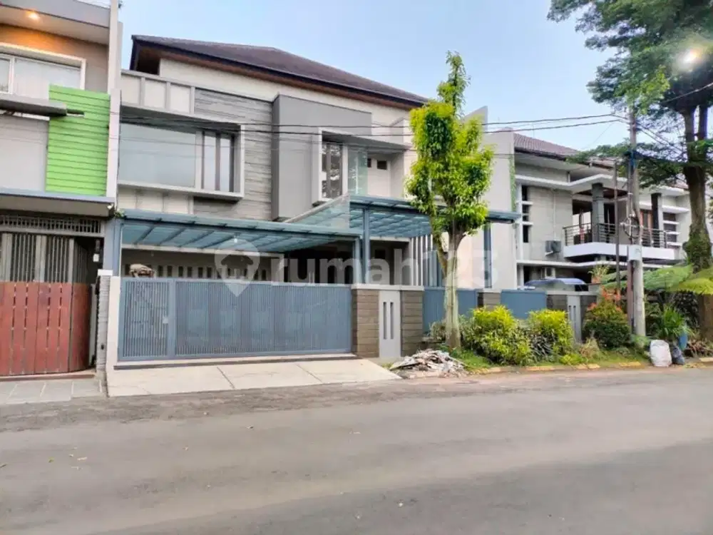 Rumah Bagus Kosongan Siap Huni di Batununggal