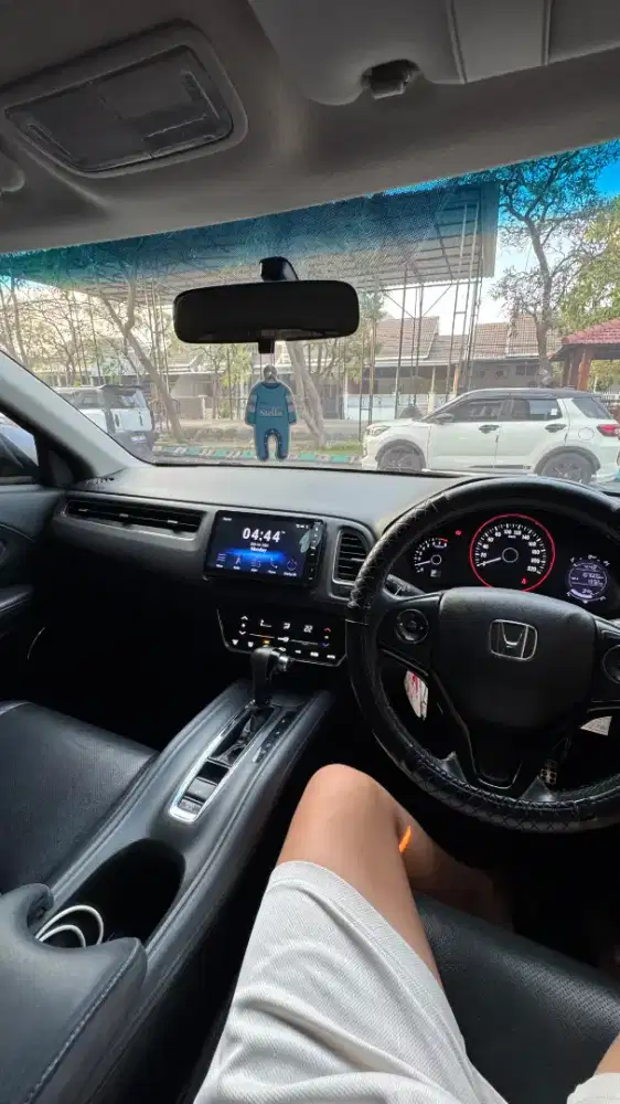 Di Jual Honda HRV 2021  SE limited plus record dealer