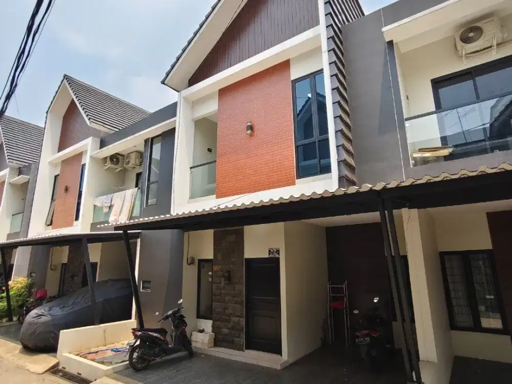 Rumah SIAP HUNI Di Blok Dukuh Dekat Arundina Ciracas Jakarta Timur