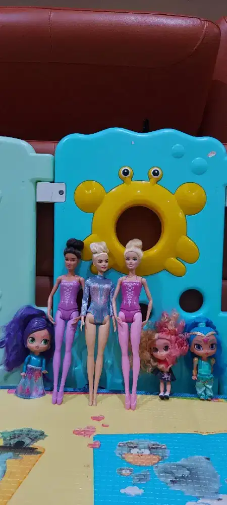 Barbie, LOL, Shimmer & Shines dolls