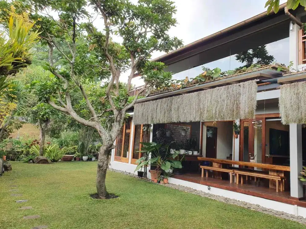 Disewa Rumah Villa  Hijau Asri di Dago Pakar Resort Bandung