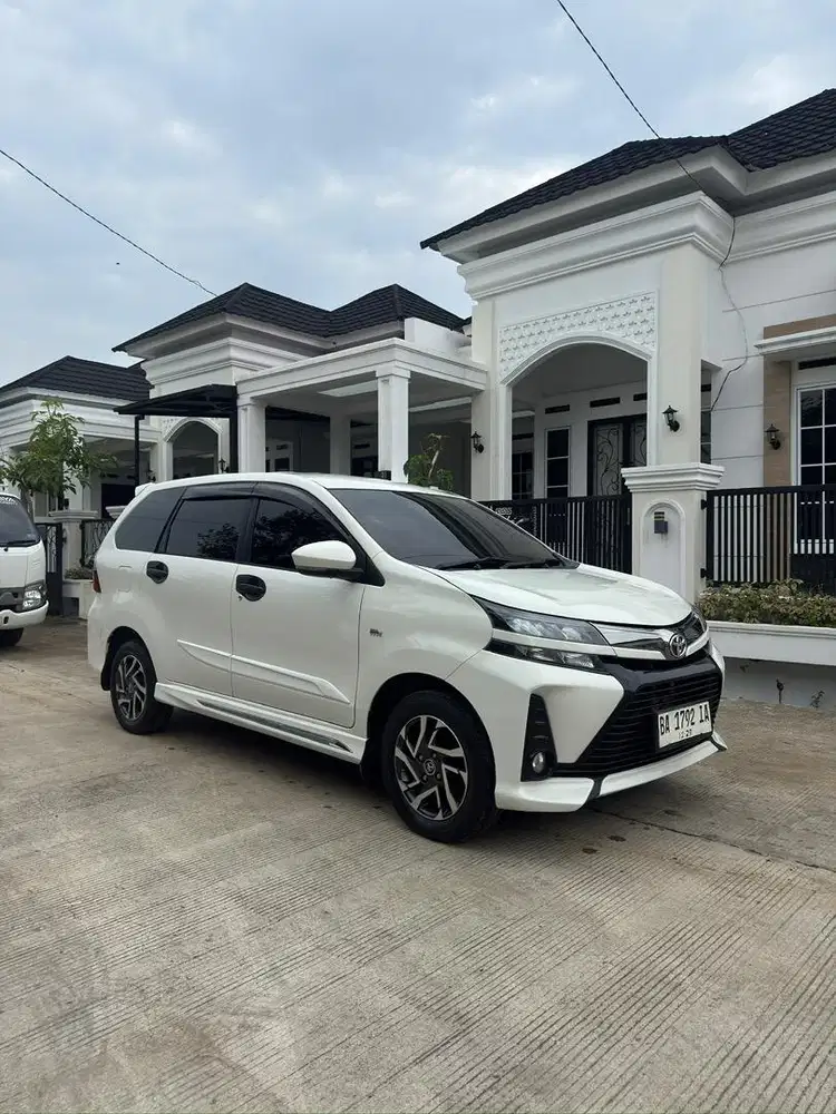 VELOZ 1.5 MT 2019