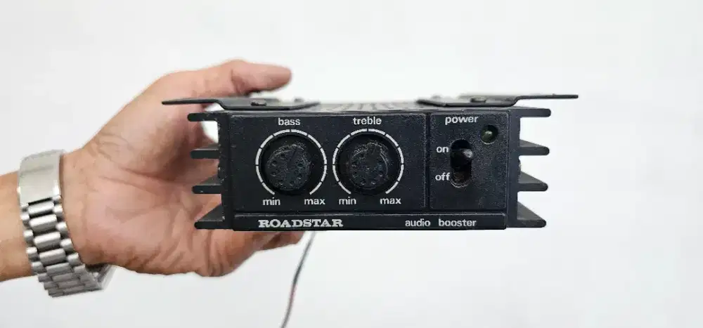 Jual booster merek Roadstar made in Japan.
