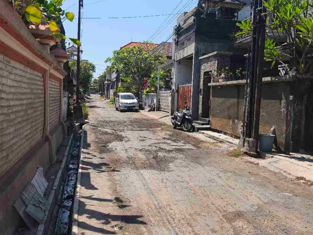 TANAH + BANGUNAN RUMAH LOKASI STRATEGIS DI TUKAD BALIAN