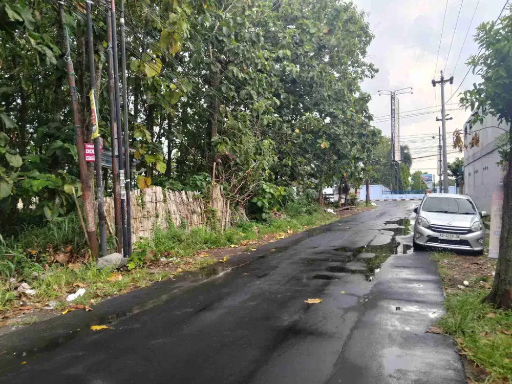 tanah sebelah SMPN 3 Colomadu dekat Solo